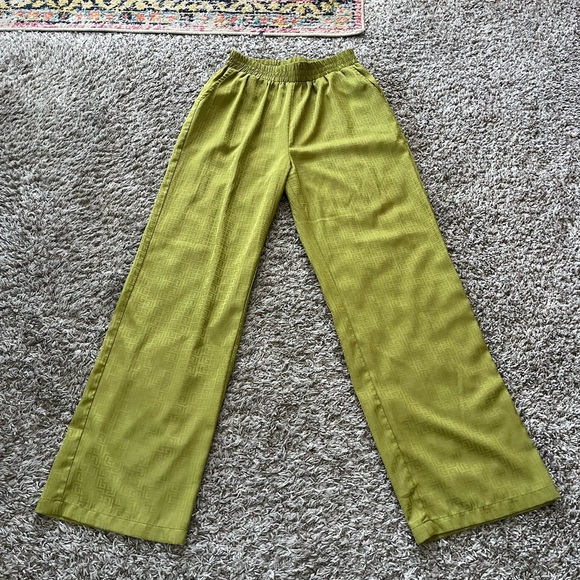 4th & Reckless Geometric Satin Wide Leg Pants in Lime Green Women’s Size L - Picture 5 of 15